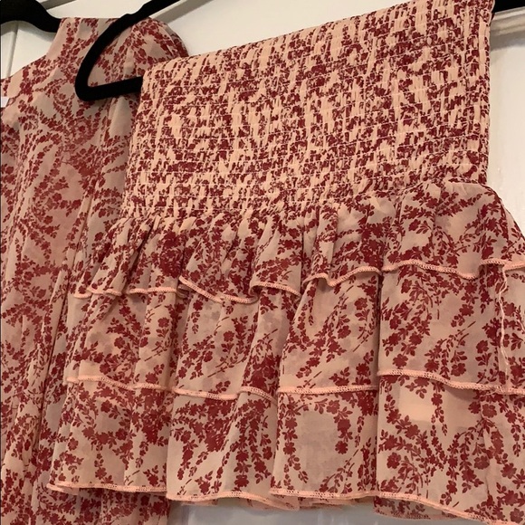 Skirt and shirt set - Picture 2 of 4